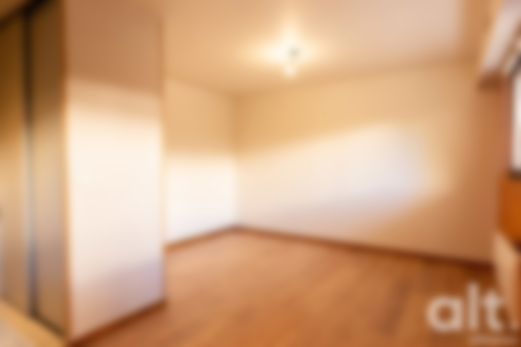 Flat in Annecy — SB272 — blurred photograph of the sold property 6